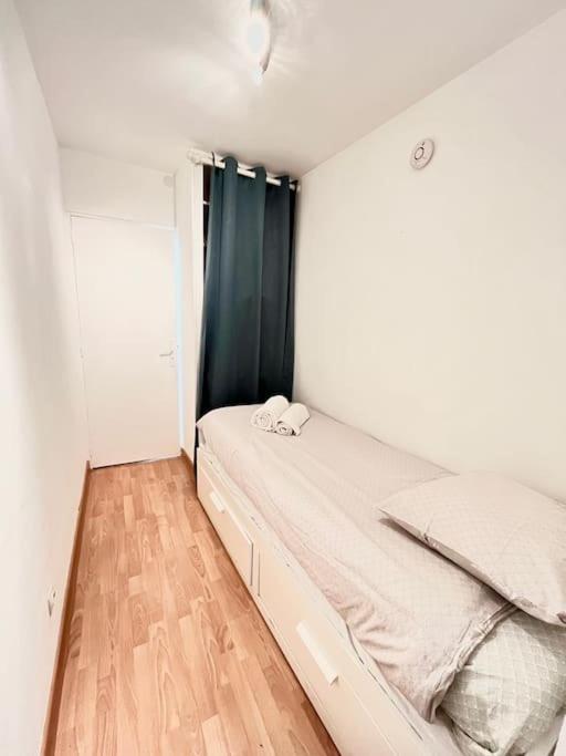 New York - Appartement A Reims Luaran gambar