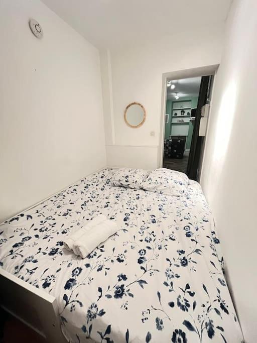 New York - Appartement A Reims Luaran gambar